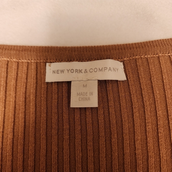 New York & Co Knit Tan Tunic Sweater NWOT - Picture 9 of 12